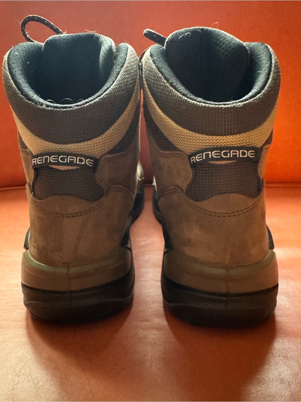 LOWA Renegade Men's Brown Gore Tex Waterproof Hiking Boots - Picture 5 of 8